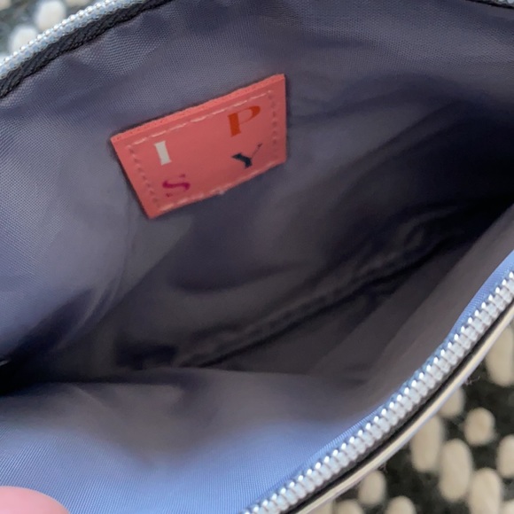 Silver Holographic Pouch with Zipper - Picture 3 of 4